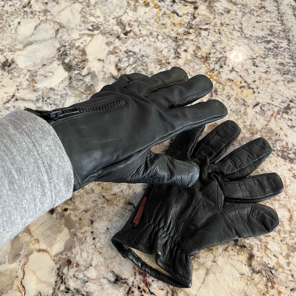 Leather driving gloves - Picture 2 of 3
